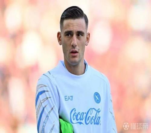 泰山队新援,克雷桑亮相,彭啸,乐竞体育官网,乐竞体育直播,体育赛事直播,足球直播