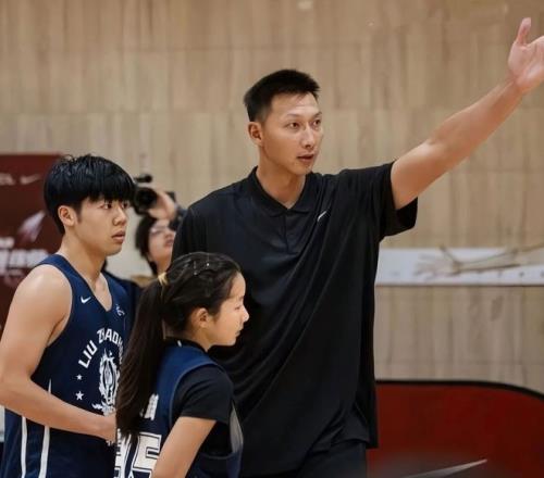 春耕春管忙,共筑丰饶图,乐竞体育,乐竞体育官网,乐竞体育直播,体育赛事直播,足球直播