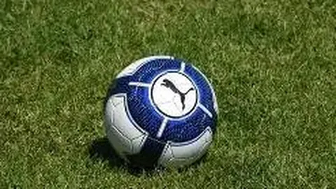 乌奈-西蒙国家队点球大战5战3胜，仅次卡西一胜